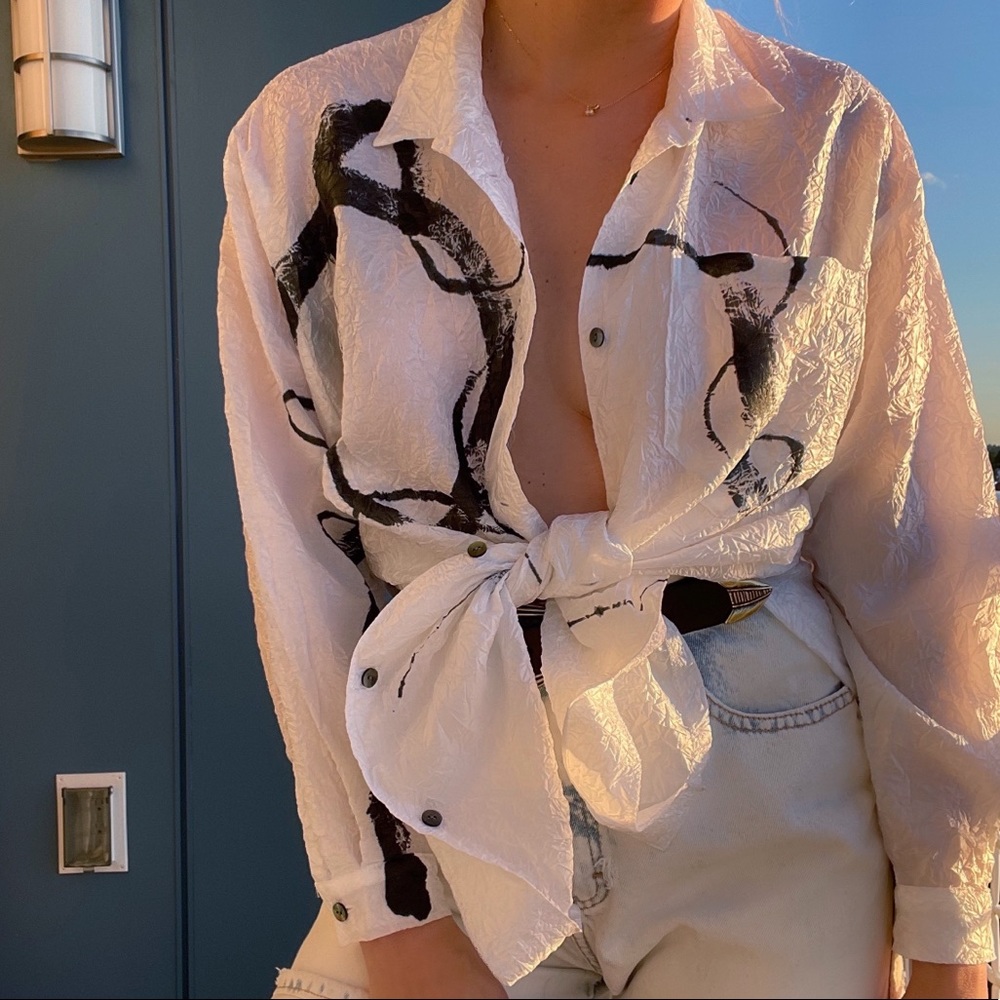 Vintage White Black Abstract Print Crinkle Shirt - Picture 1 of 7